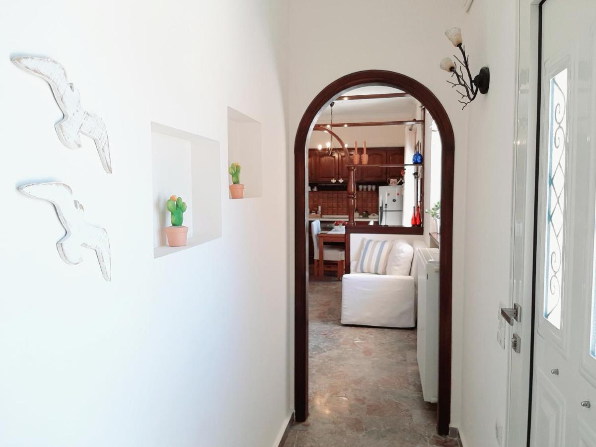 Kontis Apts Apartment Пелекас Екстериор снимка
